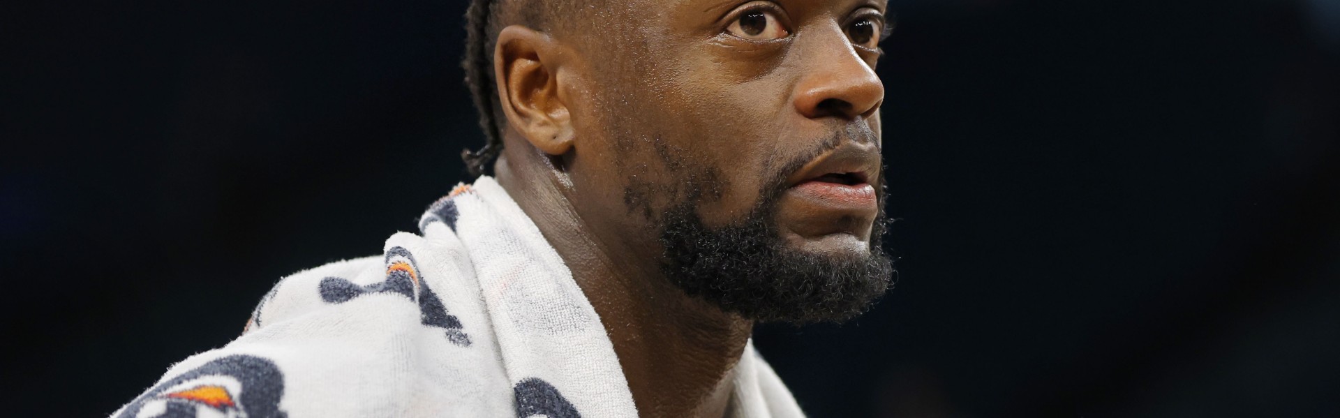 开云体育下载-爱德华兹：兰德尔只要认真防守 就能成为NBA最好的防守者之一