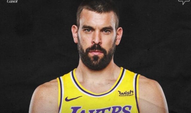 开云体育下载-与湖人不欢而散 小加生涯未完待续 佩总欲补侧翼