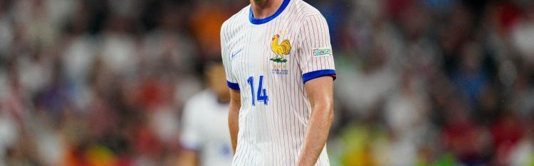 开云体育移动版-德尚谈拉比奥特被巴黎球迷嘘：嘘国家队的球员是不可接受的