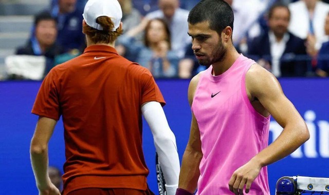 开云体育官网-丰收之夜！美网男单决赛：阿卡3比1辛纳 复仇成功重夺世界第1