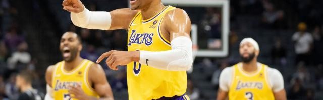 开云体育下载-杜兰特留队湖人怎么办？送走韦少仍是第一选择