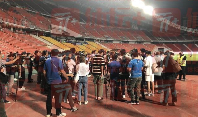 惨淡战绩下国足遇冷！仅3名文字记者赴泰国报道