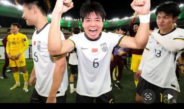 开云体育入口-U23国足3-0完胜越南，队长徐彬父母曾远赴沙特为儿子助威