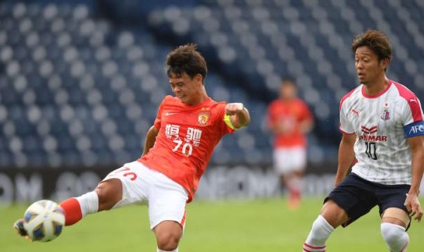 广州队主帅复盘亚冠首战：丢球不怪谁 等他们长大