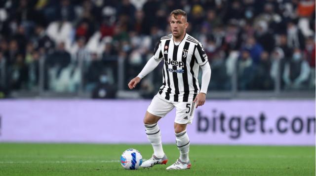 1690163143081052080.jpg arthur-juventus-21-22-1634798379-73296.jpg