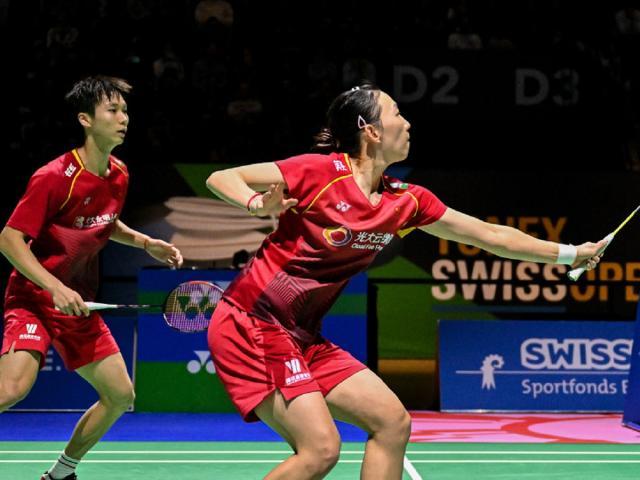1682865497886070948.jpg hasil-final-badminton-asia-championship-2023-zheng-siwei-huang-yaqiong-ditumbangkan-jiang-zhenbang-wei-yaxin-MR4L8CcYYj.jpg